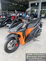 ★ดาวน์8,000★CLICK150 ปี 62 สีดำส้มเท่ๆ กุญแจรีโมท เครื่องเดิมแน่น ชุดสีสวยรอบคัน เครื่องดี ศูนย์ดี ประหยัดน้ำมัน ราคา 44,500