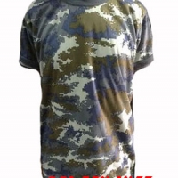 เสื้อยืดพรางดิจิตอลคราม ราคา 140 บาท