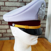 หมวกหม้อตาลตำรวจสีขาว ชาย ราคา 650 บาท
