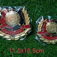 ตราติดหน้ารถพิทักษ์สีบรอนซ์ทอง ขนาดใหญ่ ราคา 450 บาท