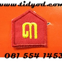 อาร์มเลข3 สีแดง ราคาอันละ 35 บาท