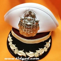 หมวกหม้อตาลพันตำรวจเอก สีขาว 1ช่อ ราคา 2000 บาท
