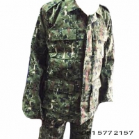 ชุดพรางป่าไม้แบบใหม่ เอว 30-36 ราคา 1000 บาท