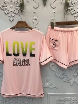 ชุดนอนผ้า โมดอล เนื้อผ้านิ่ม ใส่สบาย ฟรีไซส์ มี 2 สี ดำ โอรส ราคาส่ง 3 ชิ้น คละแบบได้ชุดละ 550 บาท