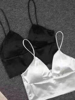 บราสายเดี่ยวไฮโซ ไม่มีโครงผ้าซาติน เนื้อนิ่มใส่สบาย ด้าหลังเป็นตะขอปรับระดับได้ ฟรีไซส์ มี 2 สี ดำ ขาว ราคาส่ง 3 ชิ้นคละแบบได้ ราคาตัวละ 150 บาท