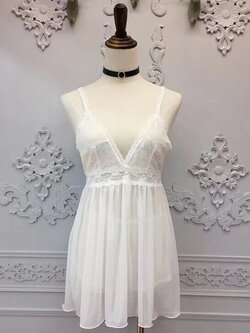 ชุดนอนลูกไม้ซีทรู เนื้อผ้านิ่มเบาสบาย ใส่แล้วไม่ร้อน มาพร้อมจีสตริงเข้าชุด ฟรีไซส์ ราคาส่ง 3 ชิ้น คละแบบได้ชุดละ 250 บาท