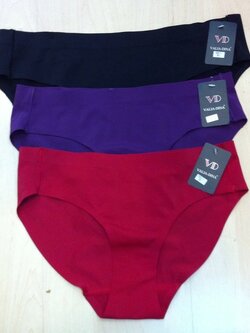 กางเกงในแฟชั่น เนื้อผ้าดี สวมใส่สบาย ไม่อับชื้น แห้งเร็ว ฟรีไซส์ ตัวละ 59 บาท 2 ตัว 100 บาท