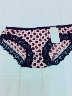 กางเกงในแฟชั่น เนื้อผ้าดี สวมใส่สบาย ไม่อับชื้น แห้งเร็ว ฟรีไซส์ ตัวละ 59 บาท 2 ตัว 100 บาท