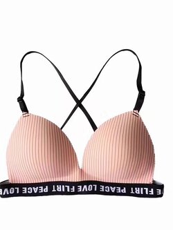 บราสายไขว้ งานไร้ขอบมีฟองน้ำเสริมในตัว รอบตัวเป็นยางยืด ใส่สบาย ฟรีไซส์ อก 32-38 มี 3 สี เทา ชมพู เนื้อ ราคาส่ง 3 ชิ้นคละแบบได้ ราคาตัวละ 150 บาท