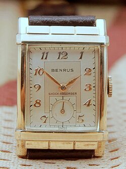 นาฬิกาเก่า BENRUS ไขลานสองเข็มครึ่ง