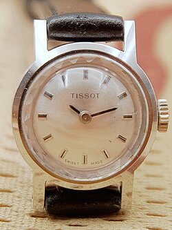 นาฬิกาเก่า TISSOT ไขลาน (นาฬิกาผู้หญิง)