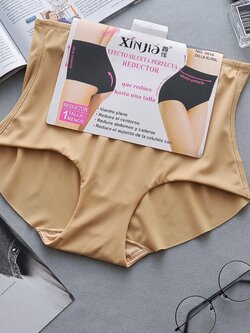 กางเกงเก็บหน้าหน้าท้องเก็บกระชับเนื้อส่วนเกินบริเวณเอวสะโพกและก้น ใส่สบาย มีไซส์ M/L,XL/XXL มี 2 สี ดำ เนื้อ ราคาส่ง 3 ชิ้นคละแบบได้ ราคาตัวละ 200 บาท