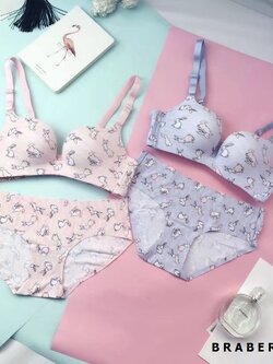 ชุดชั้นในไร้โครงเสริมฟองน้ำพิเศษดันหน้าอกชิดสวยเก็บกระชับเนื้อด้านข้าง มี 2 สี ชมพู ฟ้า size 32 34 ราคาพิเศษชุดละ