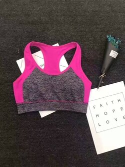 สปอร์ตบราหลังกล้าม เสริมฟองน้ำ ผ้าระบายความร้อนได้ดี สวมใส่กระชับและสบาย มี 4 สี ดำ โอรส ชมพู ฟ้า ราคาส่ง 3 ชิ้น คละแบบได้ทั้งร้านตัวละ 150 บาท