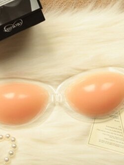 ซิลิโคนบรารุ่นเสริมหนาพิเศษ Kissbobo กาวดีติดทน มีคัพ A,B,C ราคาส่ง 3 ชิ้น คละแบบได้ 490 บาท