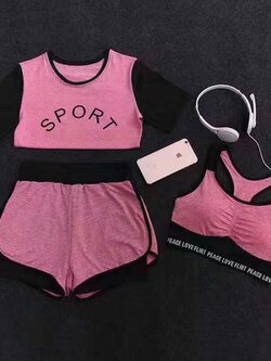 เสื้อสปอร์ตแขนสั้น ใส่วิ่ง ฟิตเนส โยคะ สวมใส่สบายไม่อึดอัด ซับเหงื่อได้ดี ฟรีไซส์ 4 สี ชมพู ฟ้า ดำ ม่วง ราคาส่ง 3 ชิ้น คละกับแบบอื่นได้ ตัวละ 190 บาท