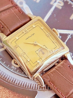 นาฬิกาเก่า HAMILTON ไขลานสองเข็มครึ่ง