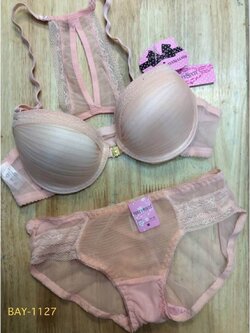 ชุดชั้นในญี่ปุ่น เสริมฟองน้ำ นิ่มใส่สบาย ใส่แล้วดูอึ๋มขึ้น มี 2 สี โอรส ครีม size 32 34 ราคาส่ง 3 ชิ้น คละแบบได้ ชุดละ 230