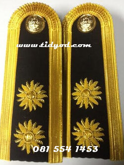 อินทรธนูลูกจ้างและพนักงานราชการชุดกากี,ชุดขาว