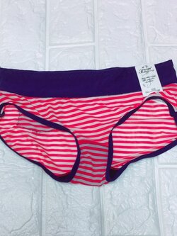 กางเกงในแฟชั่น เนื้อผ้าดี สวมใส่สบาย ไม่อับชื้น แห้งเร็ว ฟรีไซส์ ตัวละ 59 บาท 2 ตัว 100 บาท