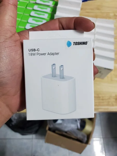 Toshino Charger หัวชาร์จ USB-C PD 18W image 1 Toshino Charger หัวชาร์จ USB-C PD 18W image 1
